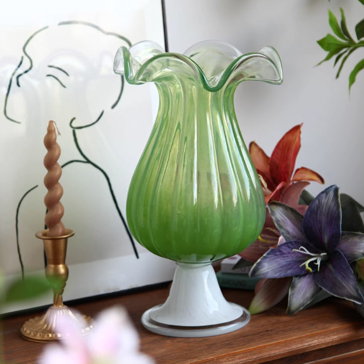 2design milky lamp vase