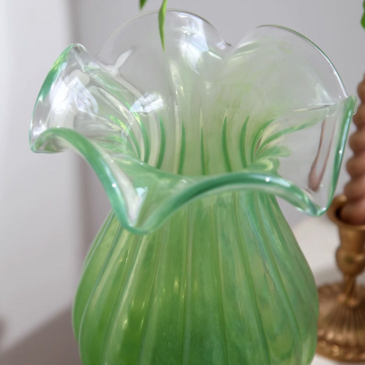 2design milky lamp vase