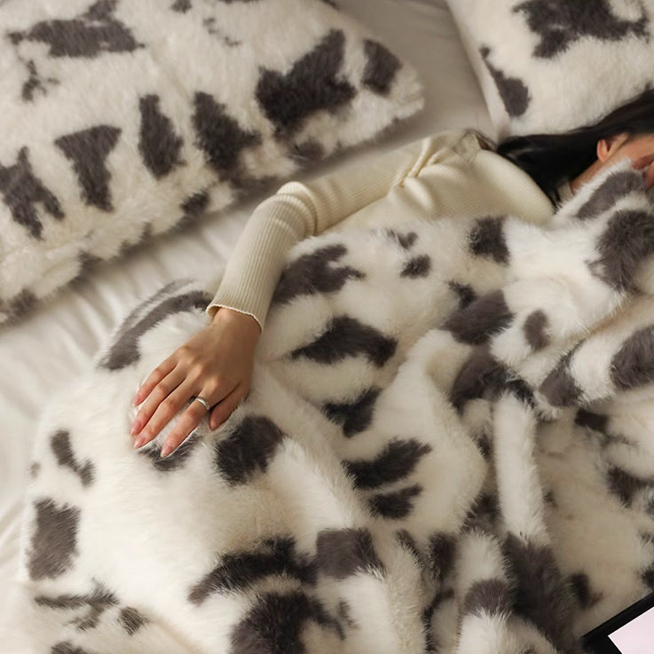 6design animal print fur blanket