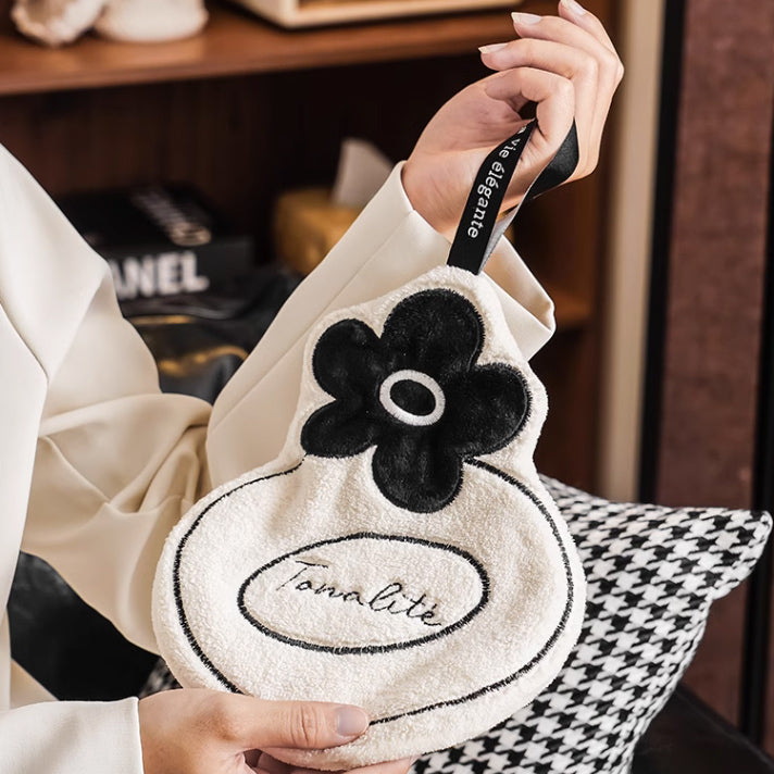 3design perfume bottle hanging towel