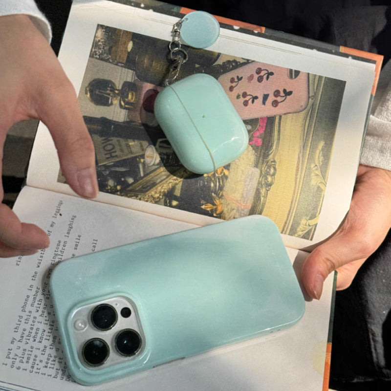 milky green Airpods case