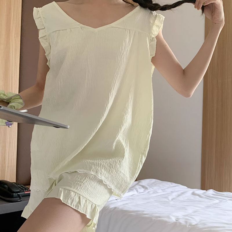 V neck frill room wear