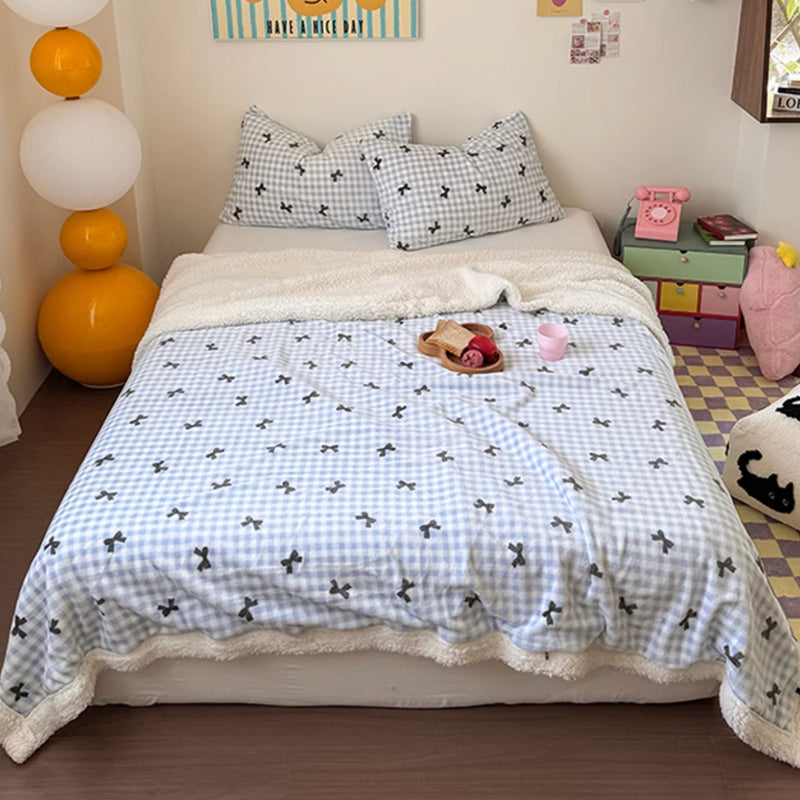 10design feminine boa blanket