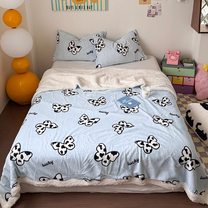10design feminine boa blanket
