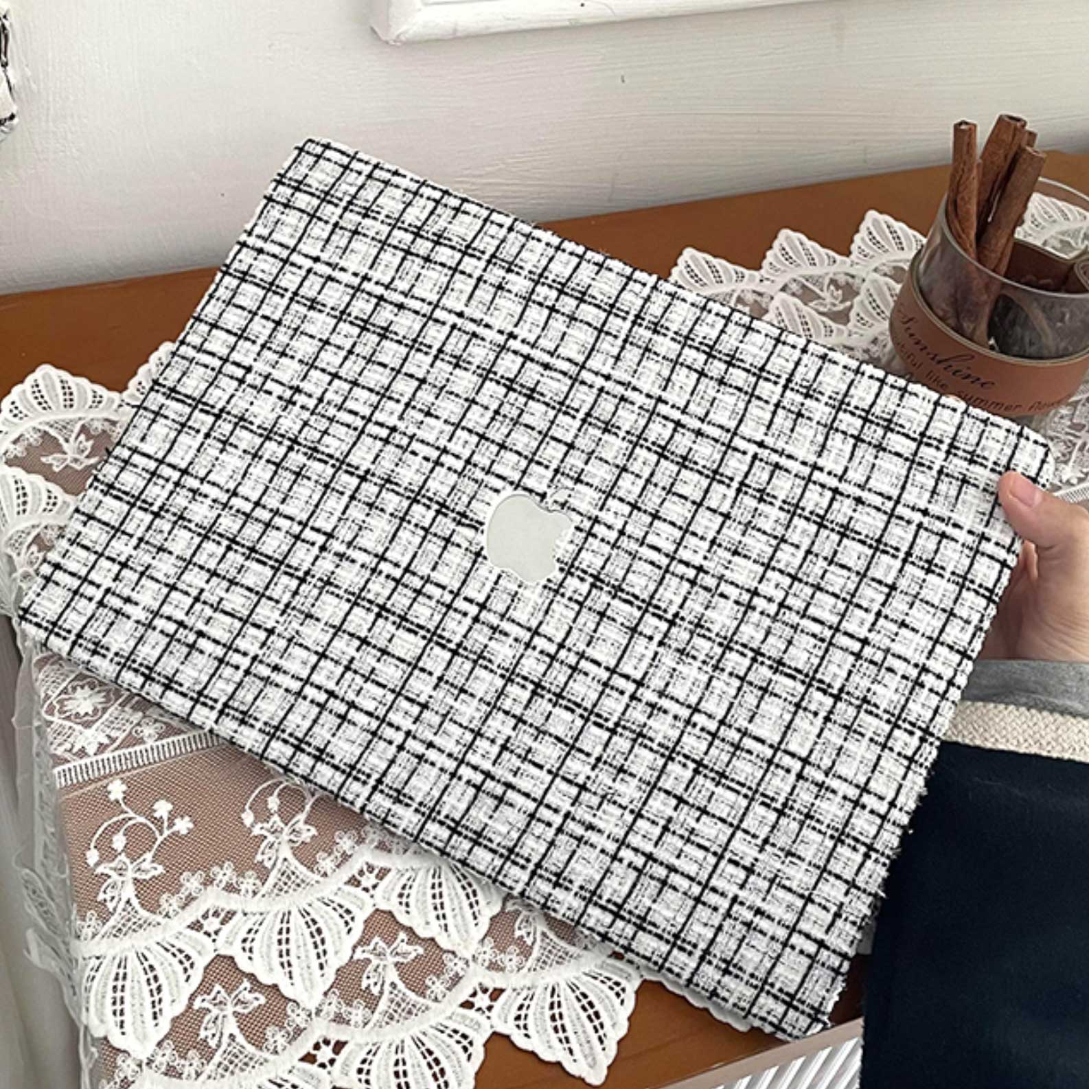black tweed Mac book case