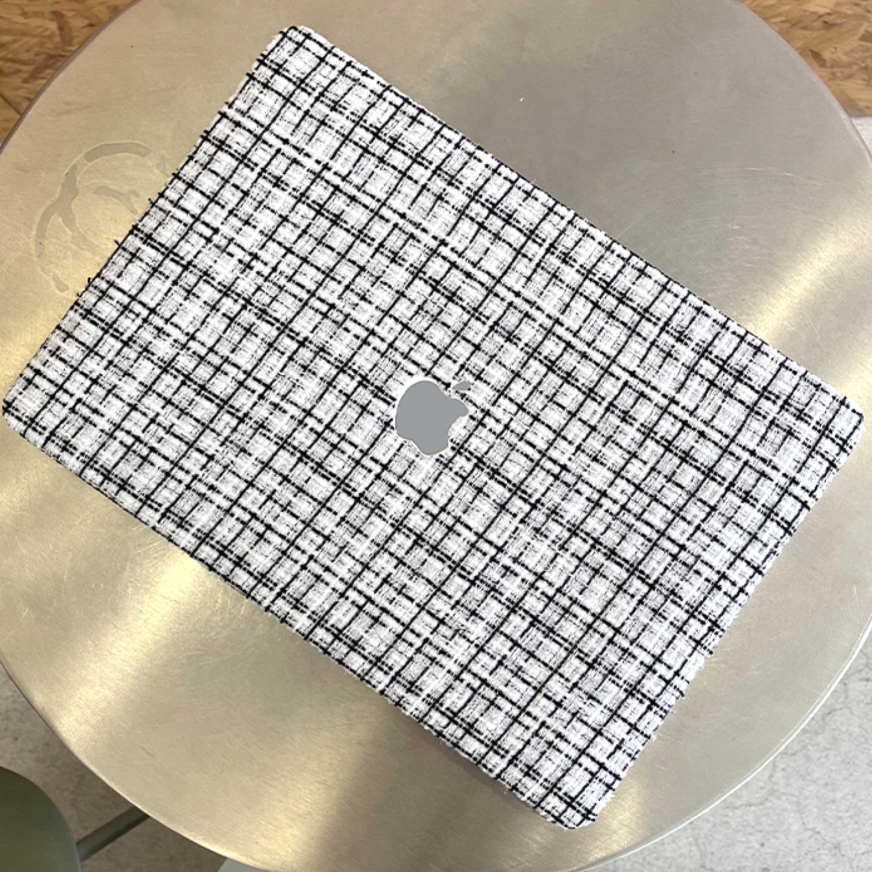 black tweed Mac book case