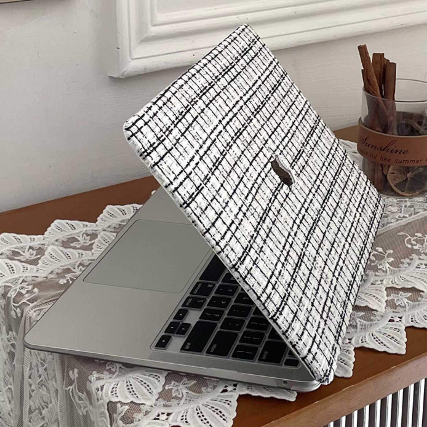 black tweed Mac book case