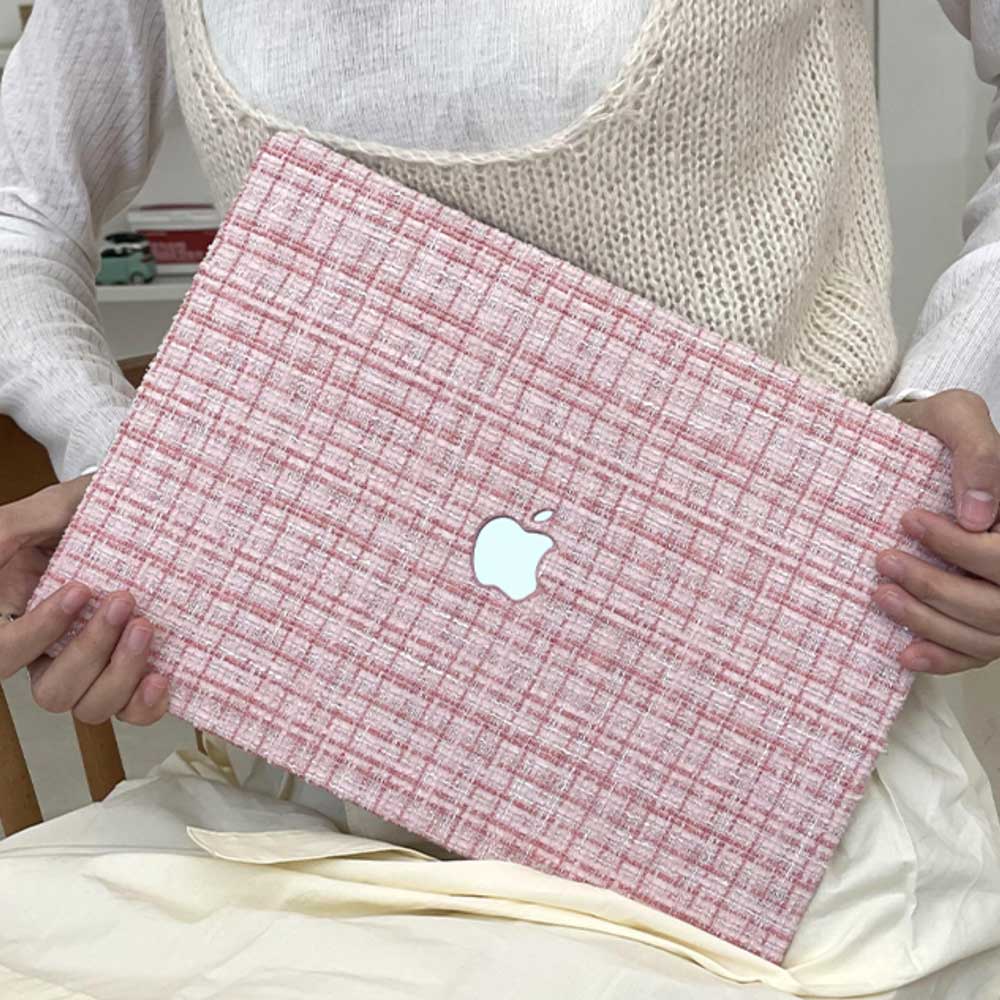 pink tweed Mac book case