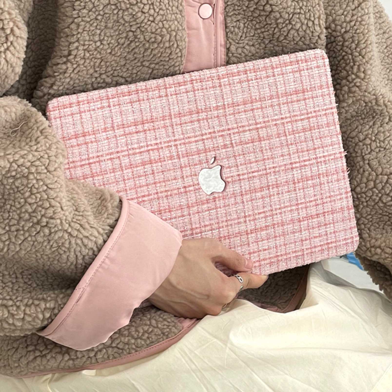 pink tweed Mac book case