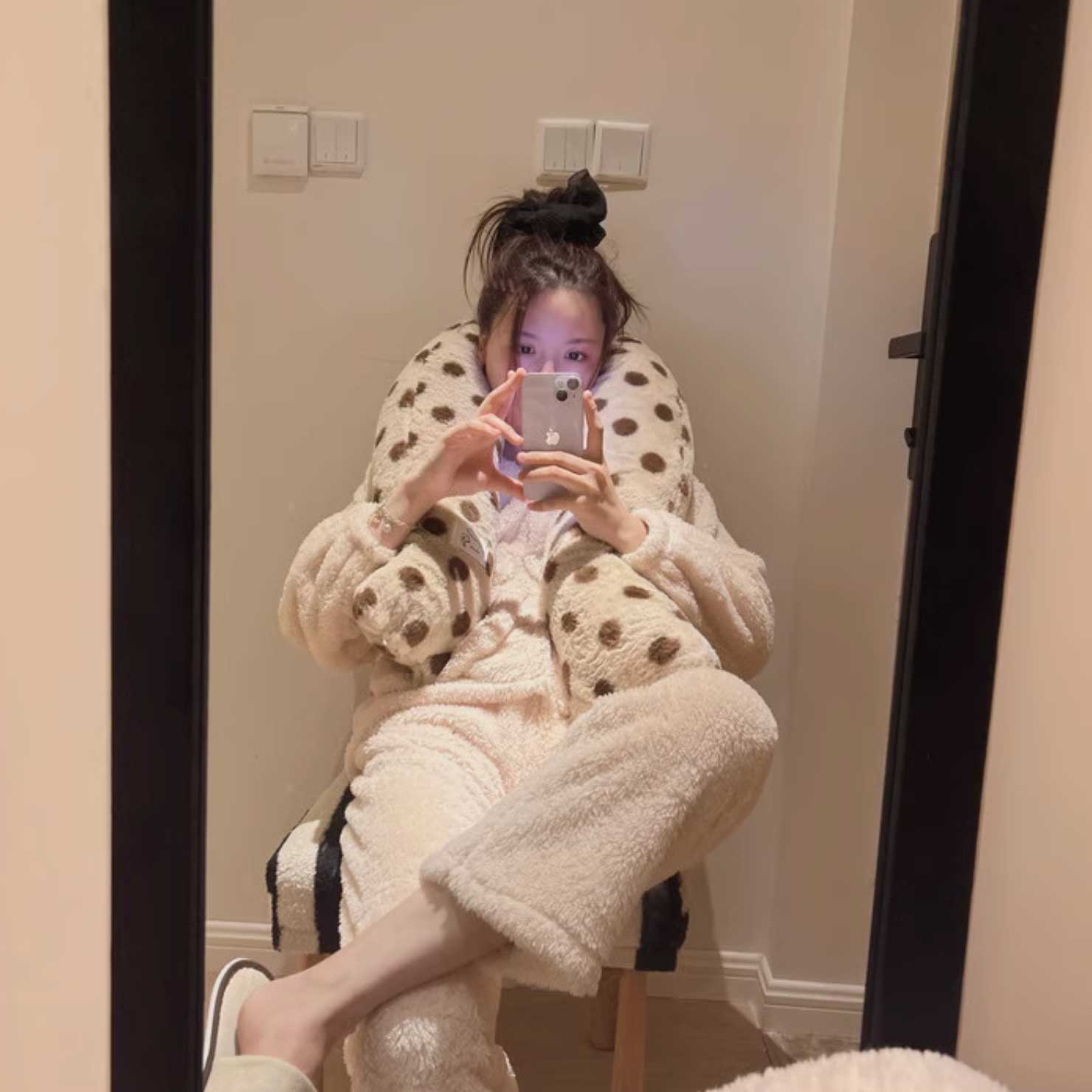 6design fur long cushion