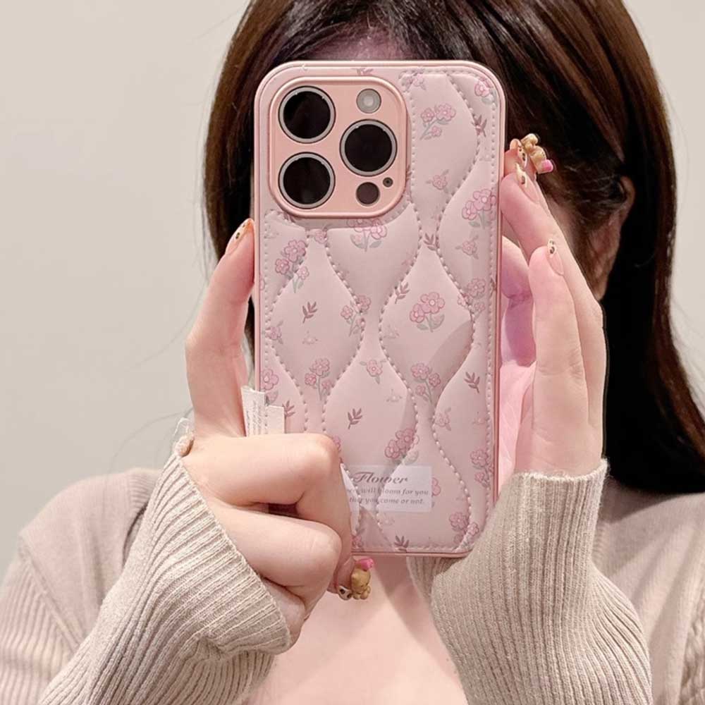 3color flower quilt iPhone case
