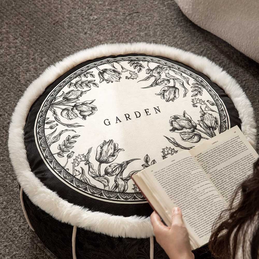 black bloom stool