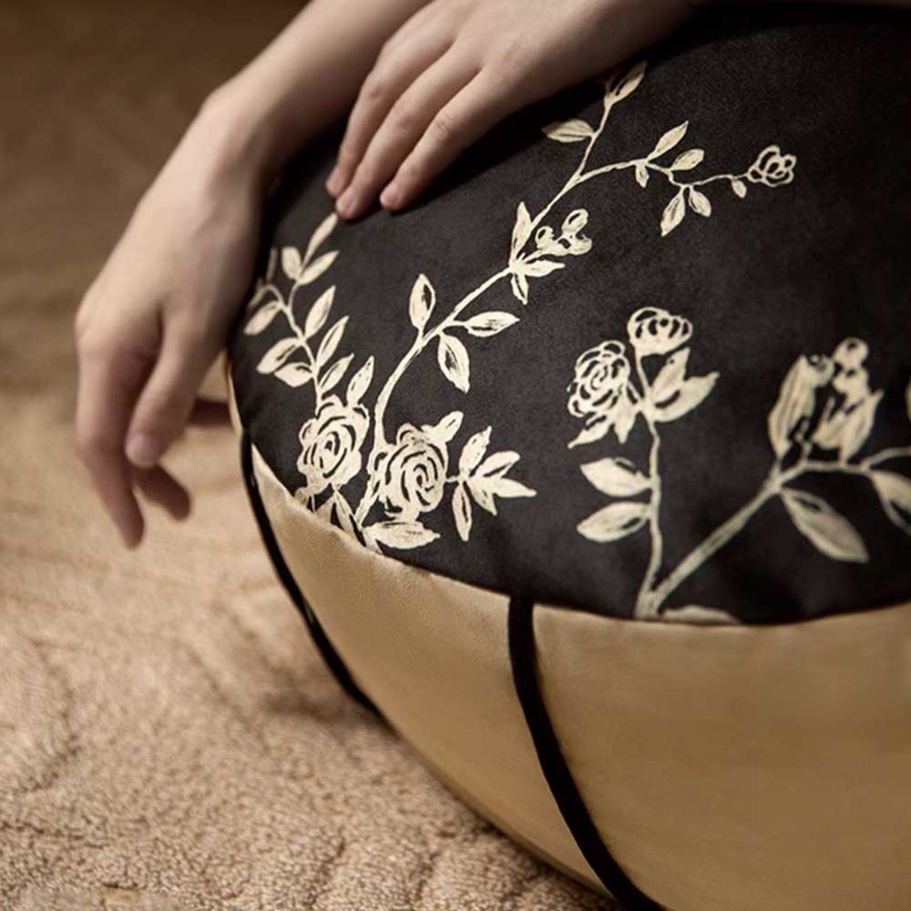 black bird bloom stool