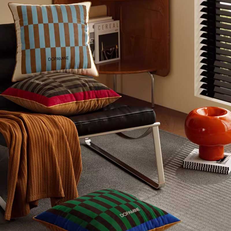 4color retro check cushion