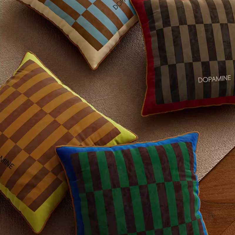 4color retro check cushion