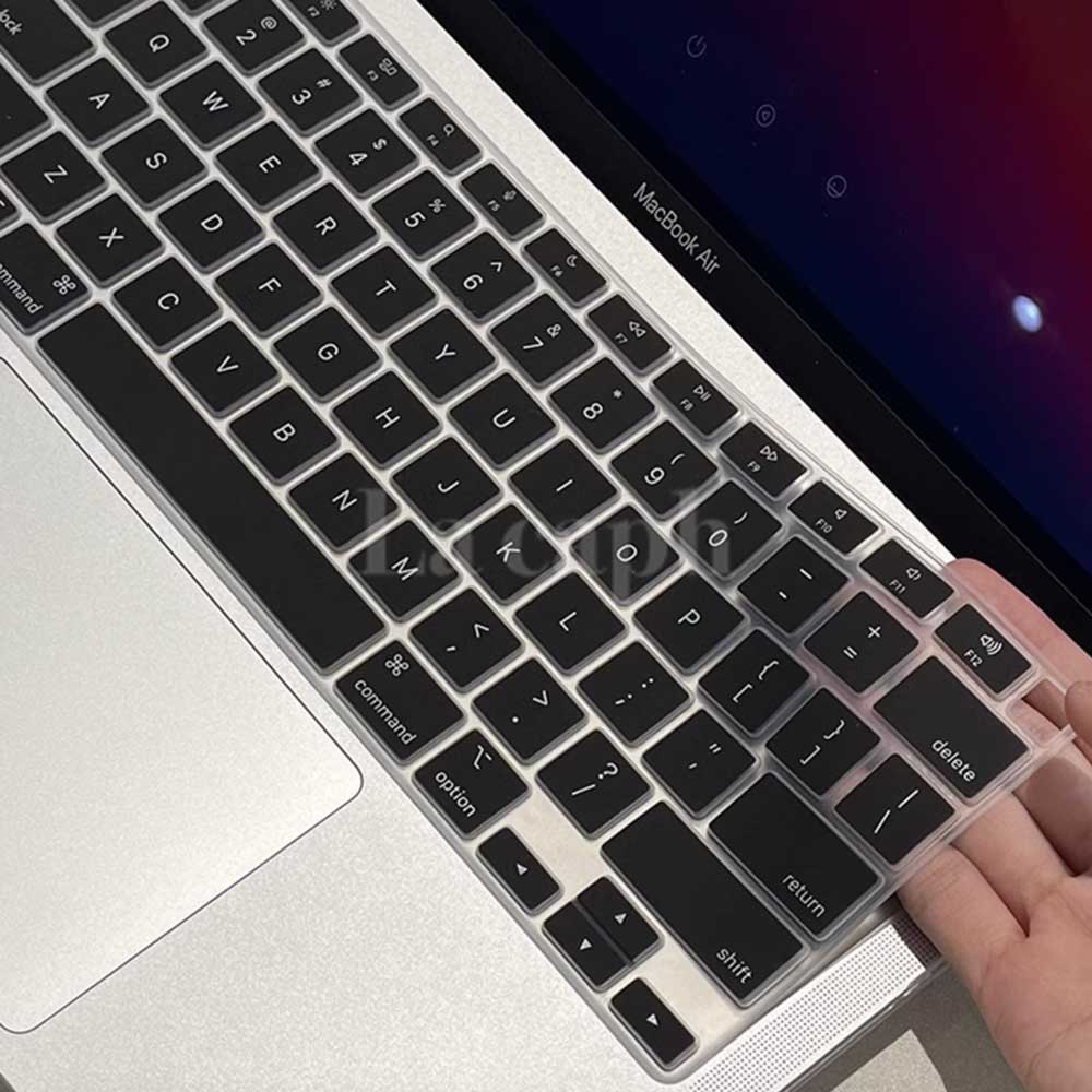 silver crocodile Mac book case