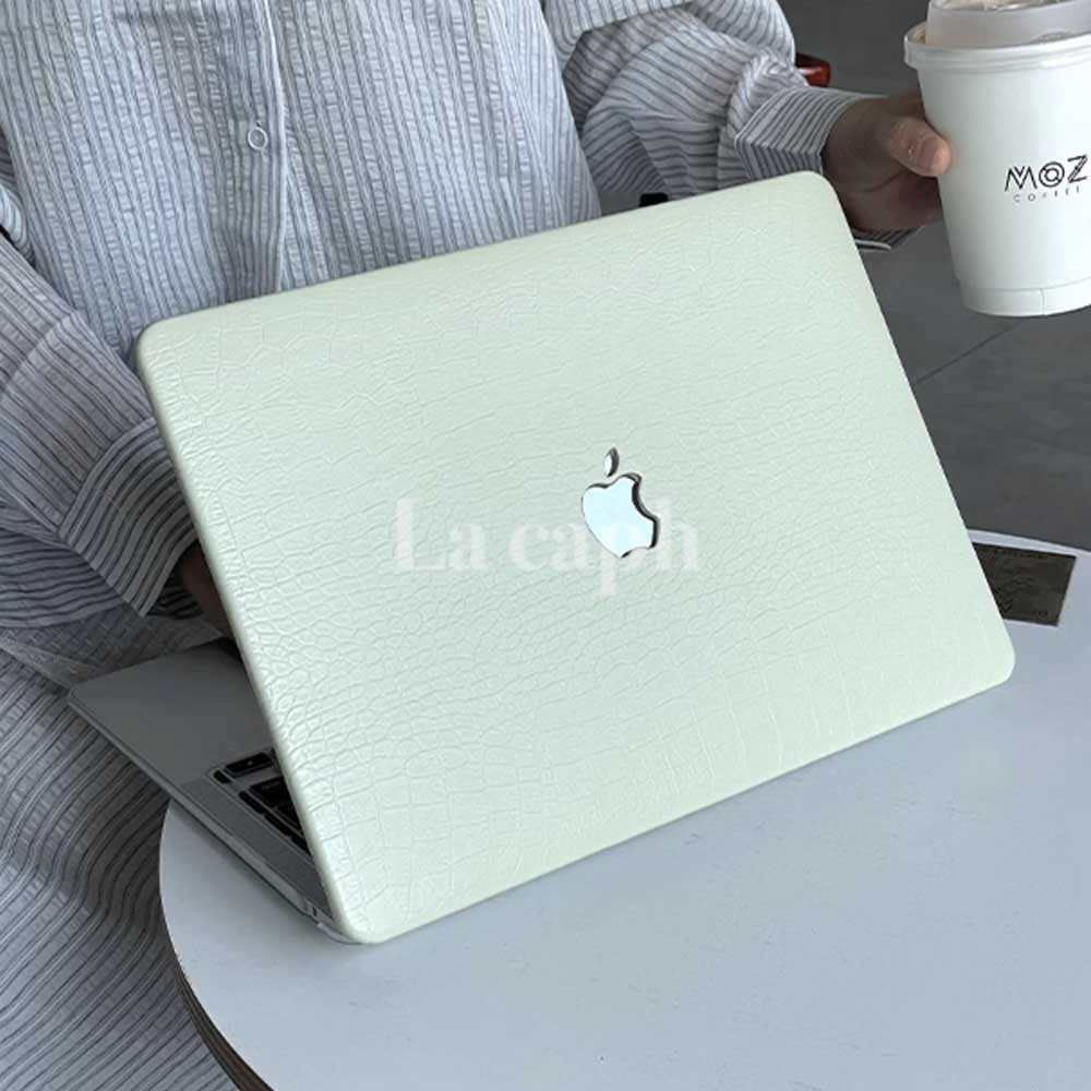 green crocodile Mac book case
