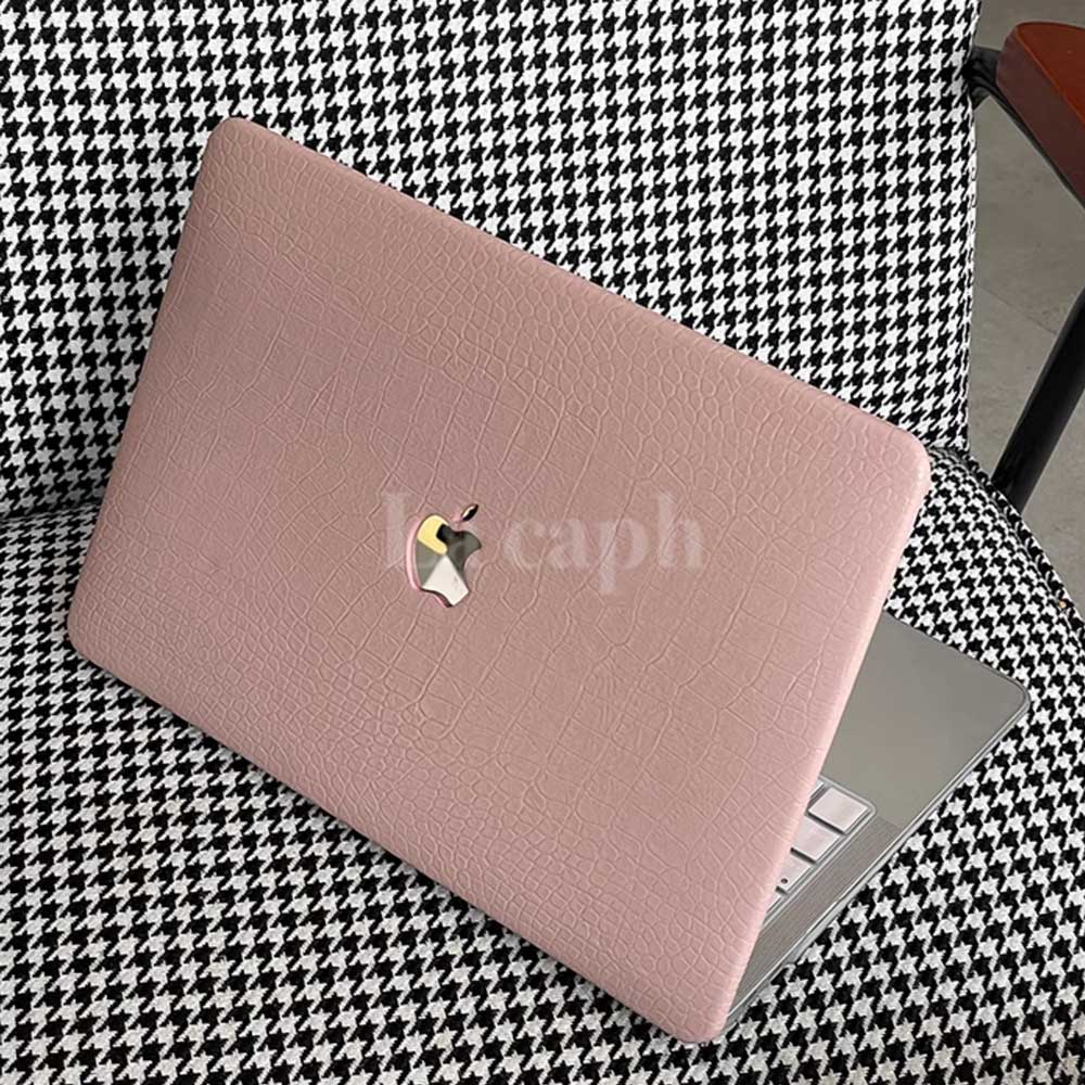 pink crocodile Mac book case