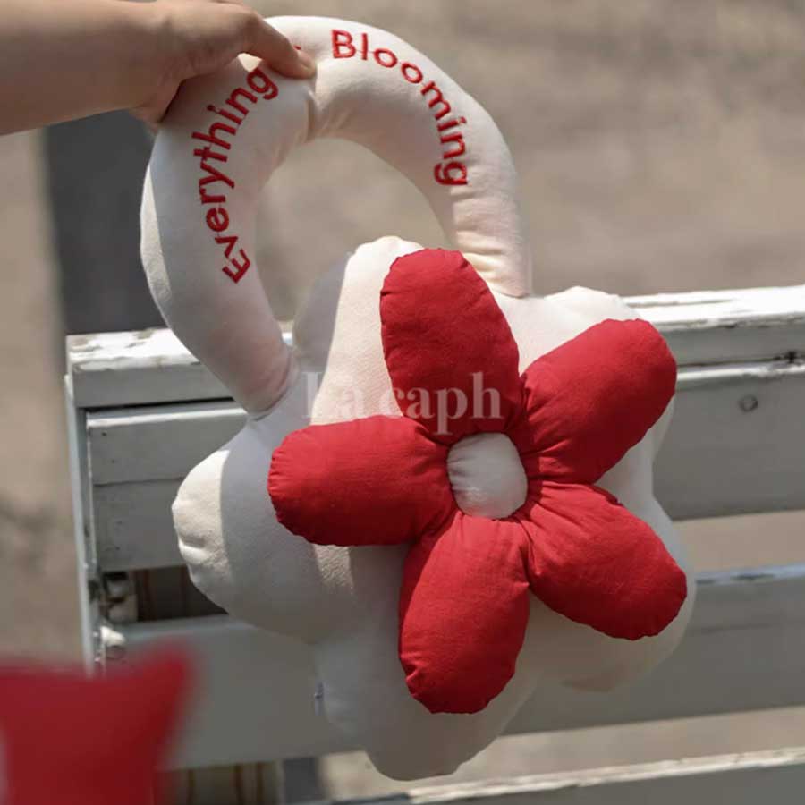 comforting flower cushion (3designs)