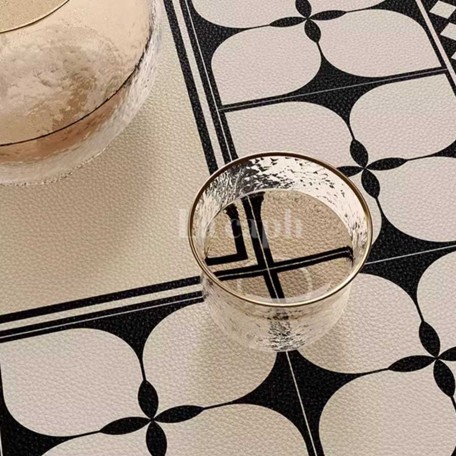 black tile table mat