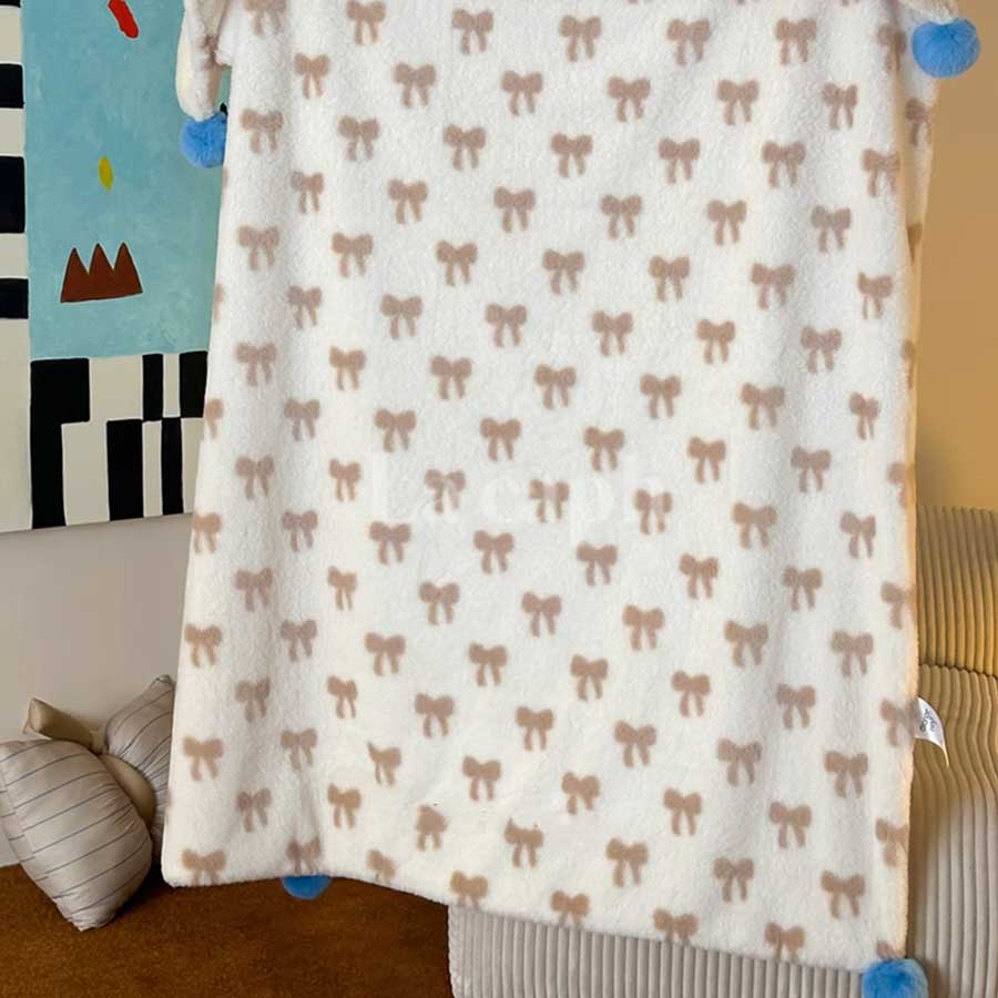 pom pom fleece blanket (3designs)