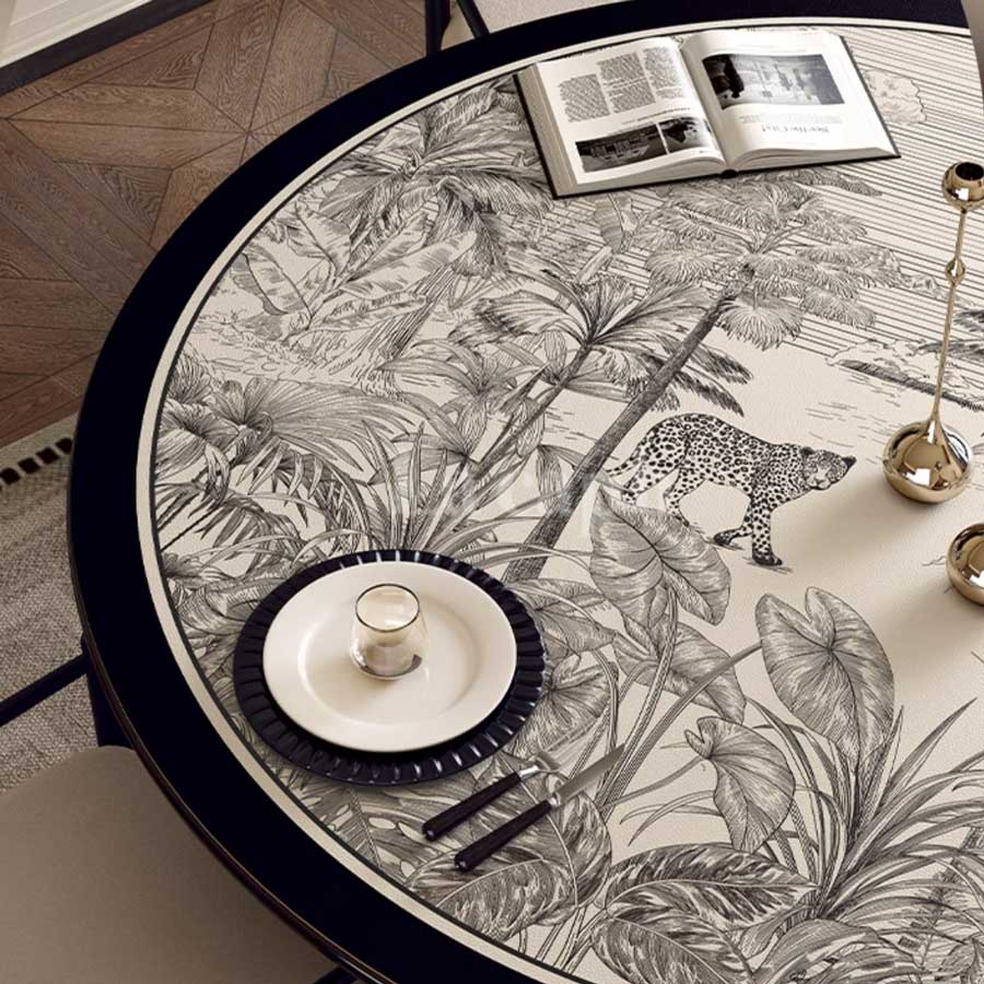 black jungle round table mat