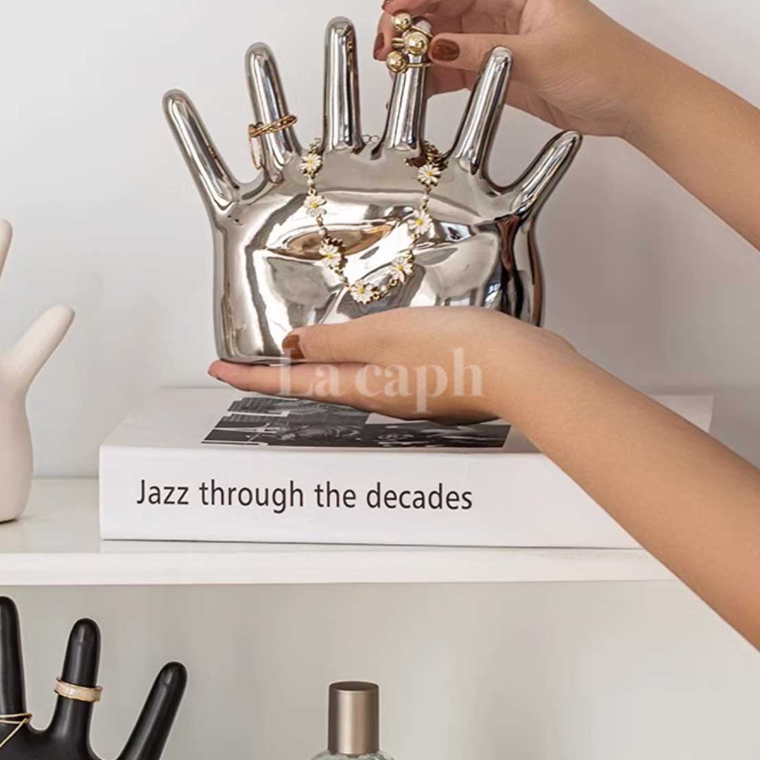 silver hand ring holder