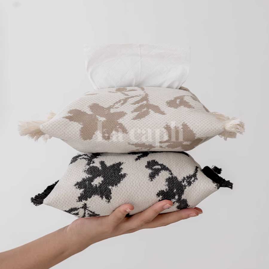 floral embroidered tissue cover (2colors)