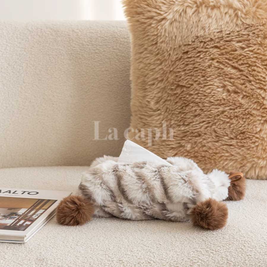 pom pom fur tissue cover