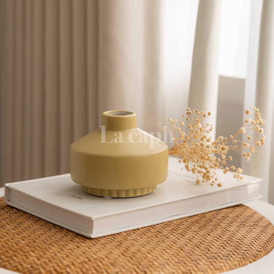 matte finish vase