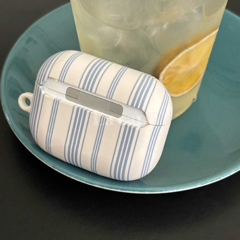 classic stripe AirPods case