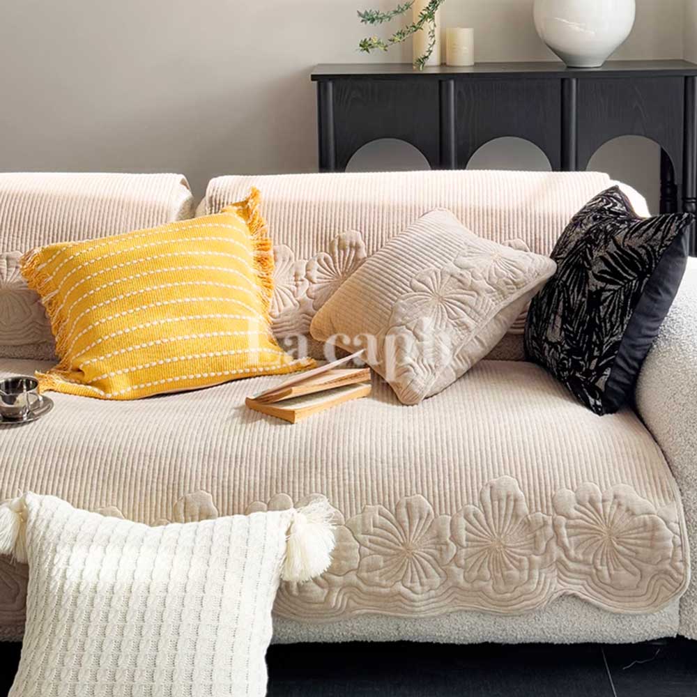 floral quilted sofa cover (3colors)