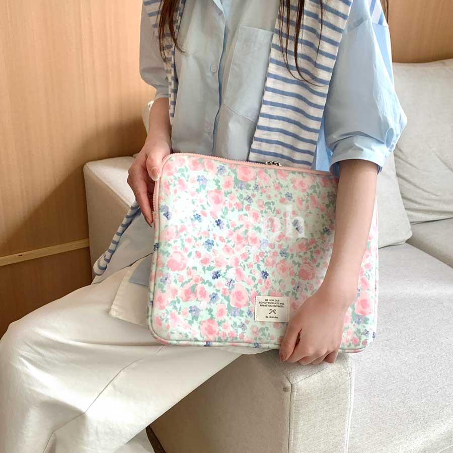 vintage floral PC bag