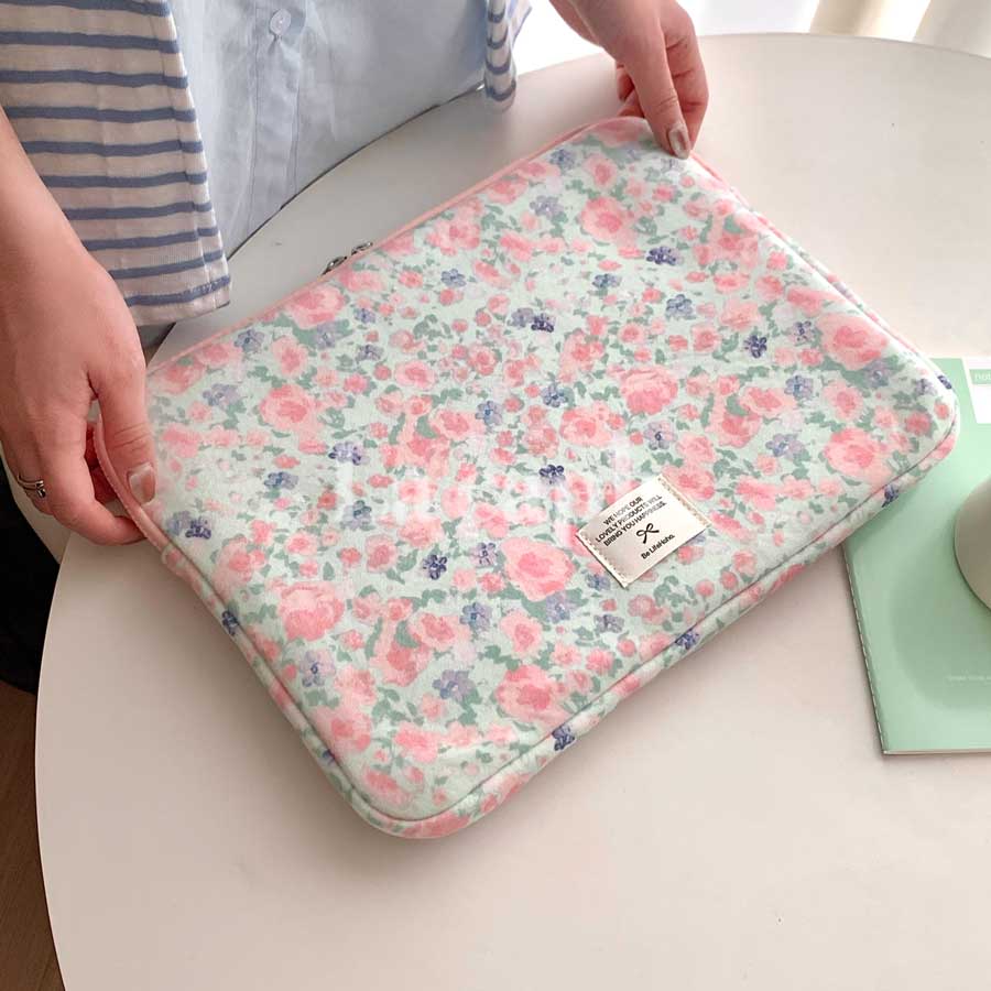 vintage floral PC bag