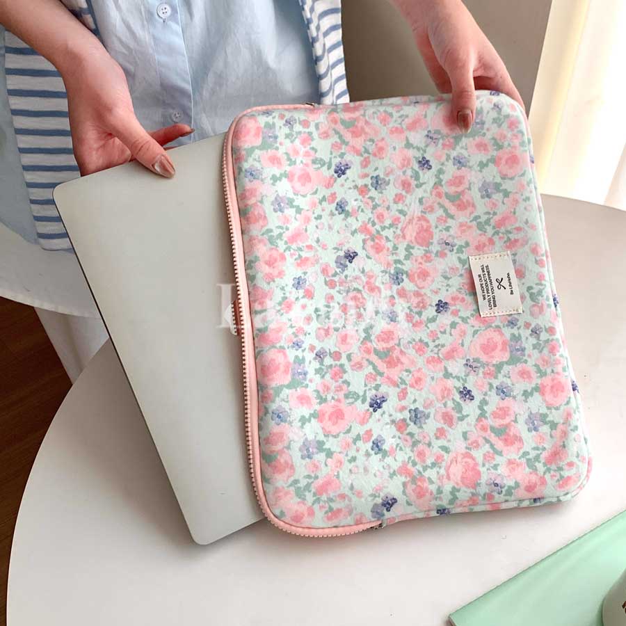 vintage floral PC bag