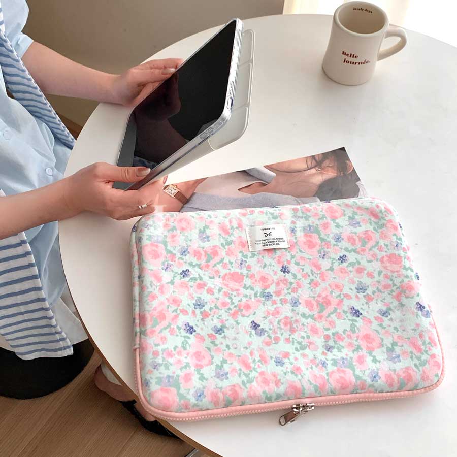 vintage floral PC bag