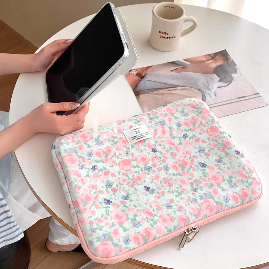 vintage floral PC bag