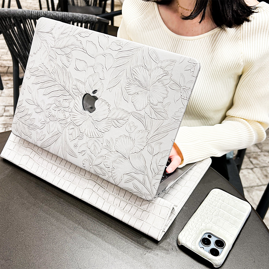 Floral Line Art MacBook Case(2colors)