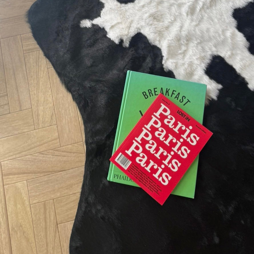 【即納】monotone cow rug