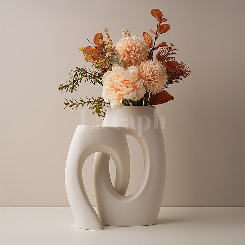 Intertwined Elegance Vase