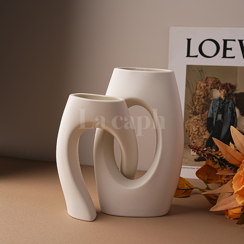 Intertwined Elegance Vase
