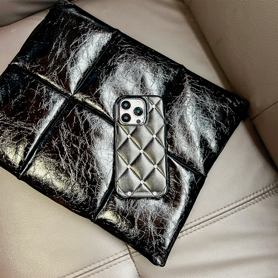 metallic black PC Clutch