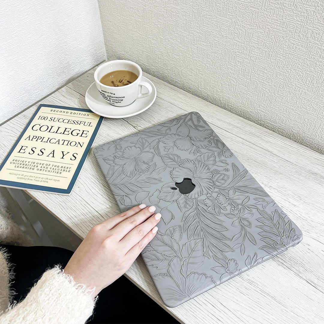 Floral Line Art MacBook Case(2colors)