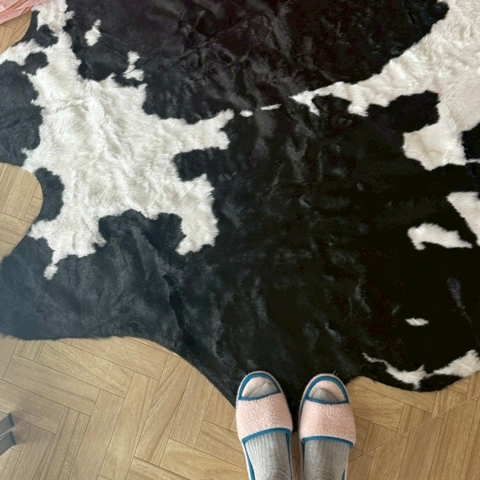 【即納】monotone cow rug