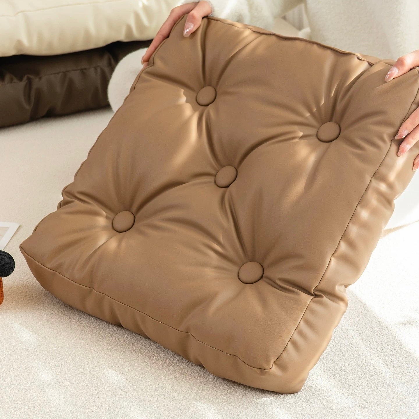 Modern Studio Square cushion (3colors)