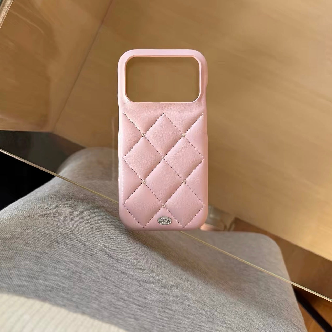 Luxury Quilted Leather iPhone case (2color)
