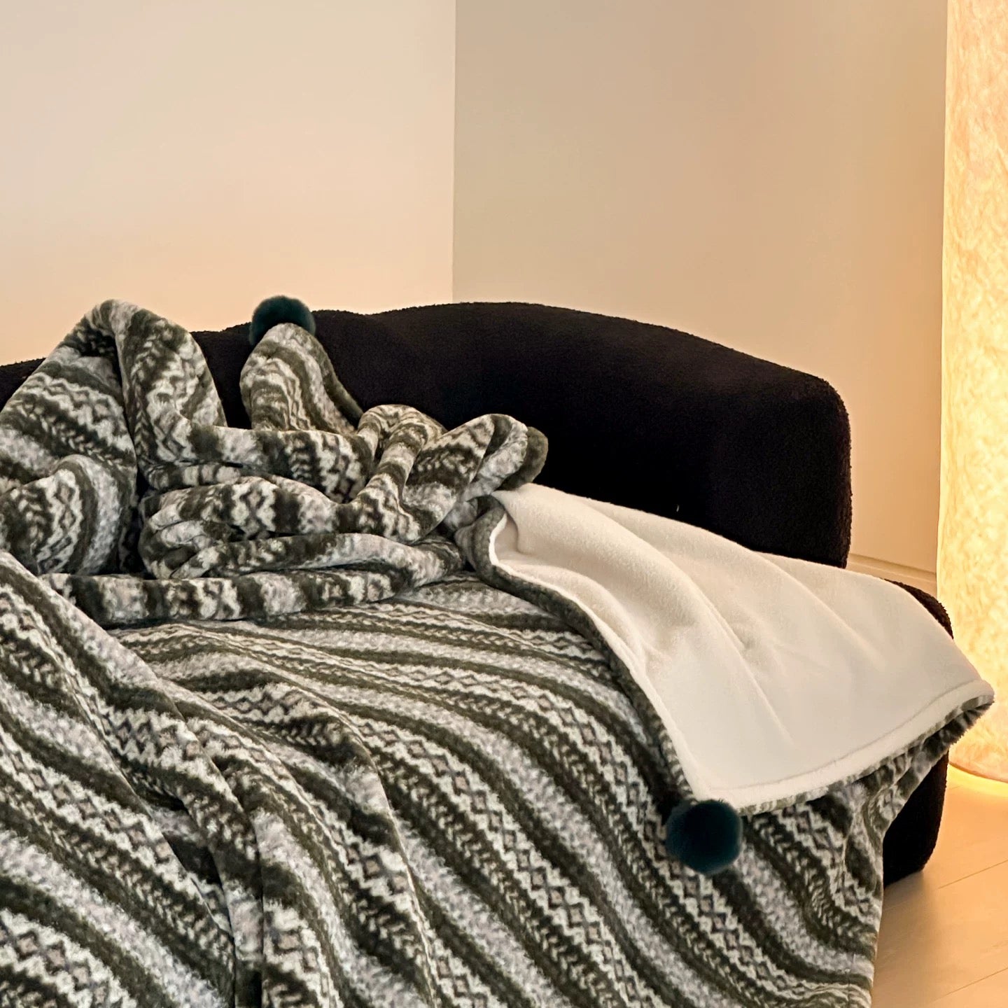 Winter Cabin Sherpa Fleece blanket (3colors)