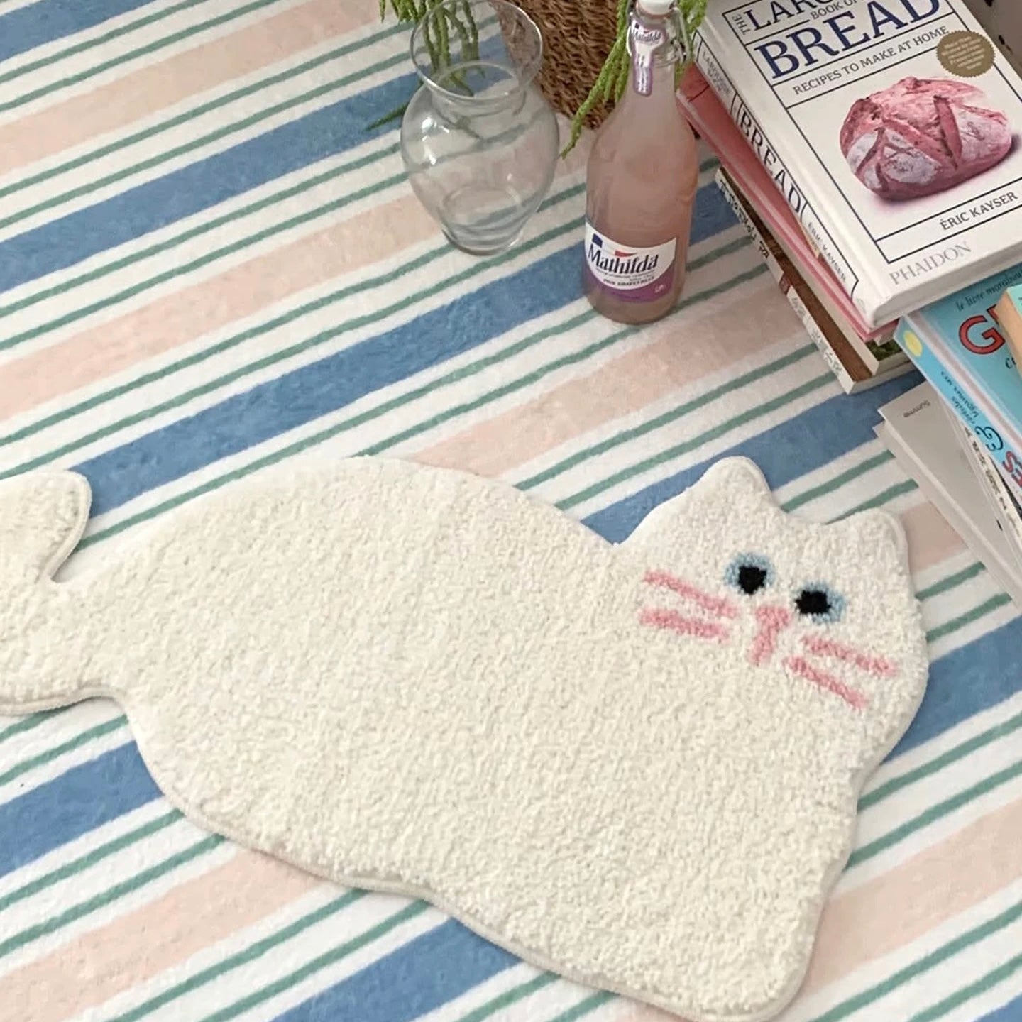 Whimsical Lazy Cat mini mat (2colors)