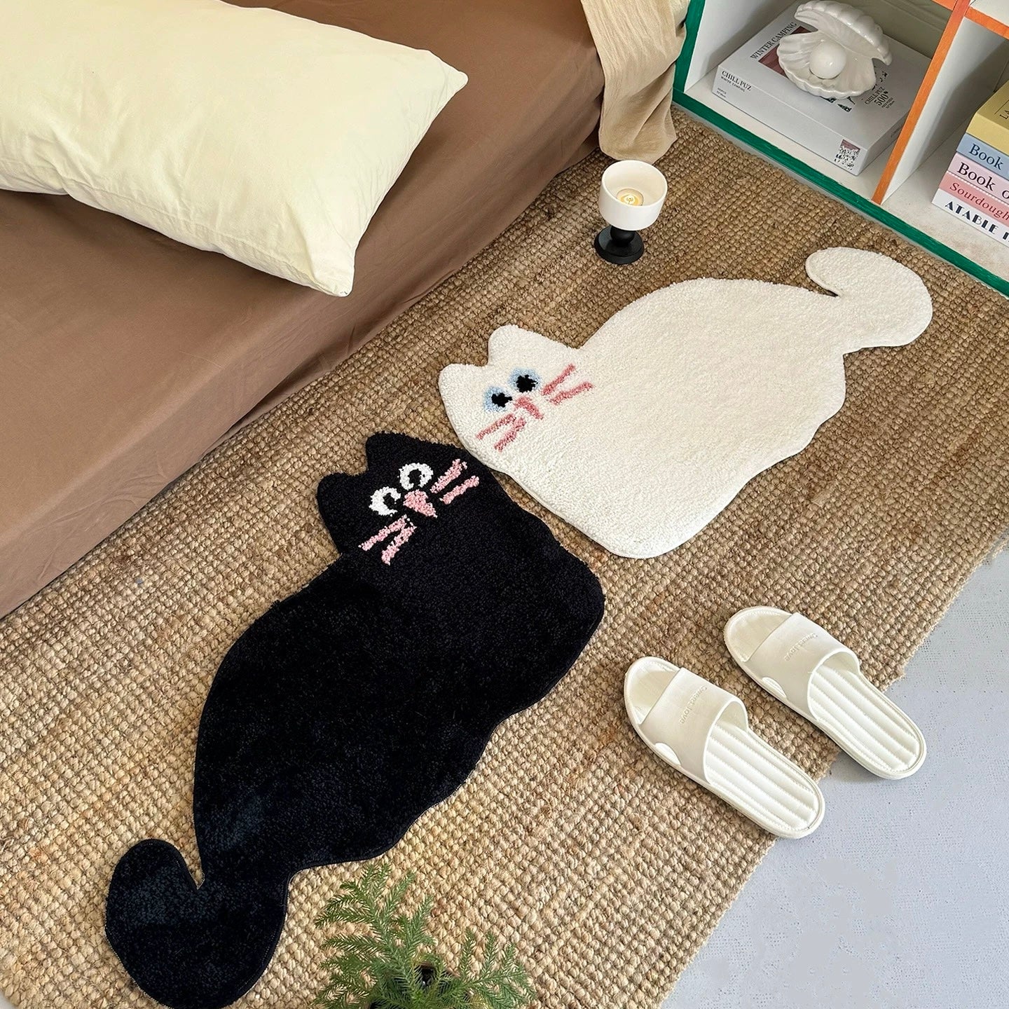 Whimsical Lazy Cat mini mat (2colors)