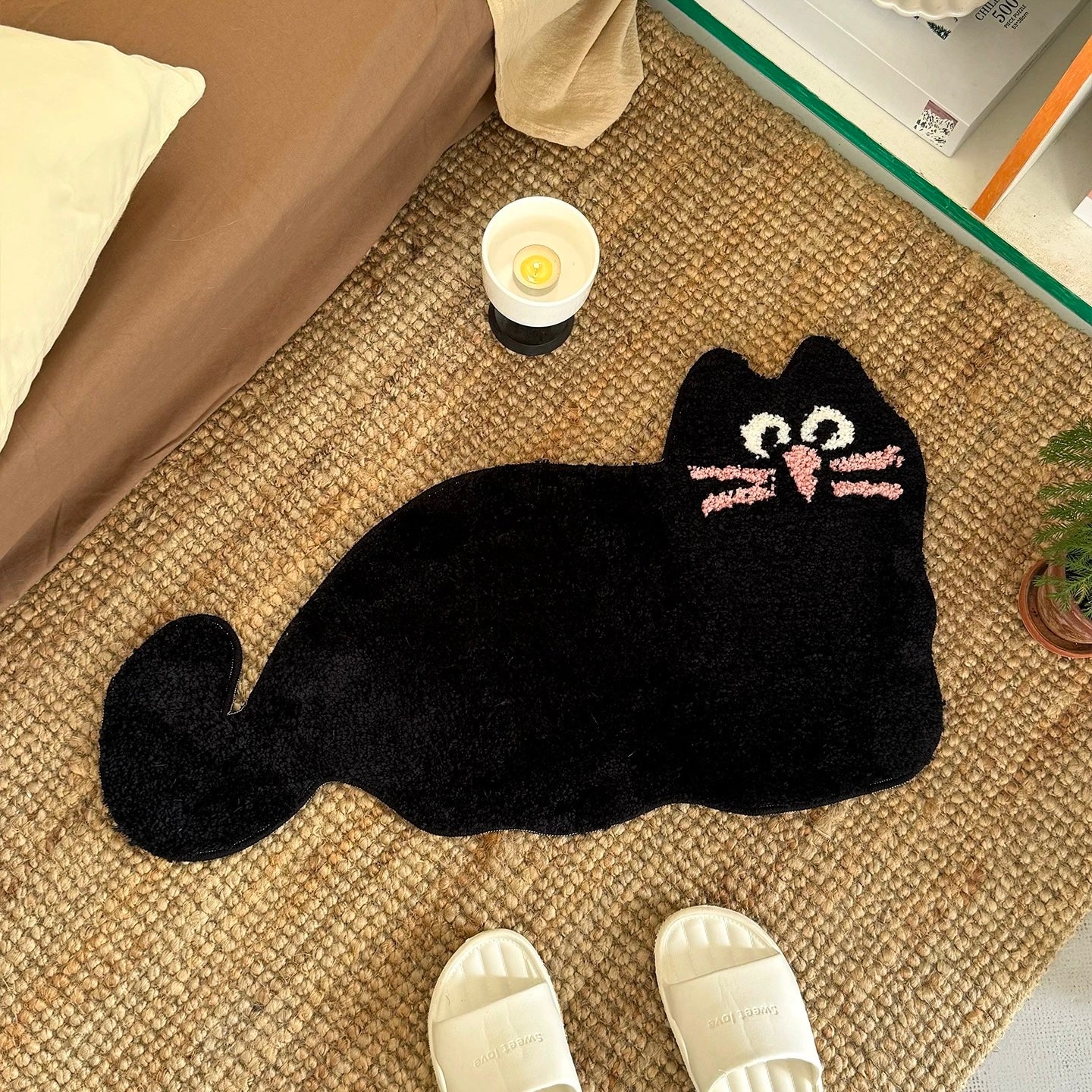 Whimsical Lazy Cat mini mat (2colors)